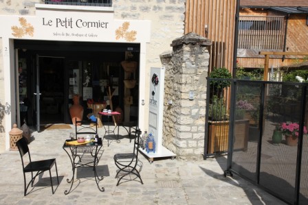 Le_Petit_Cormier_Commerce_Montigny-sur-Loing